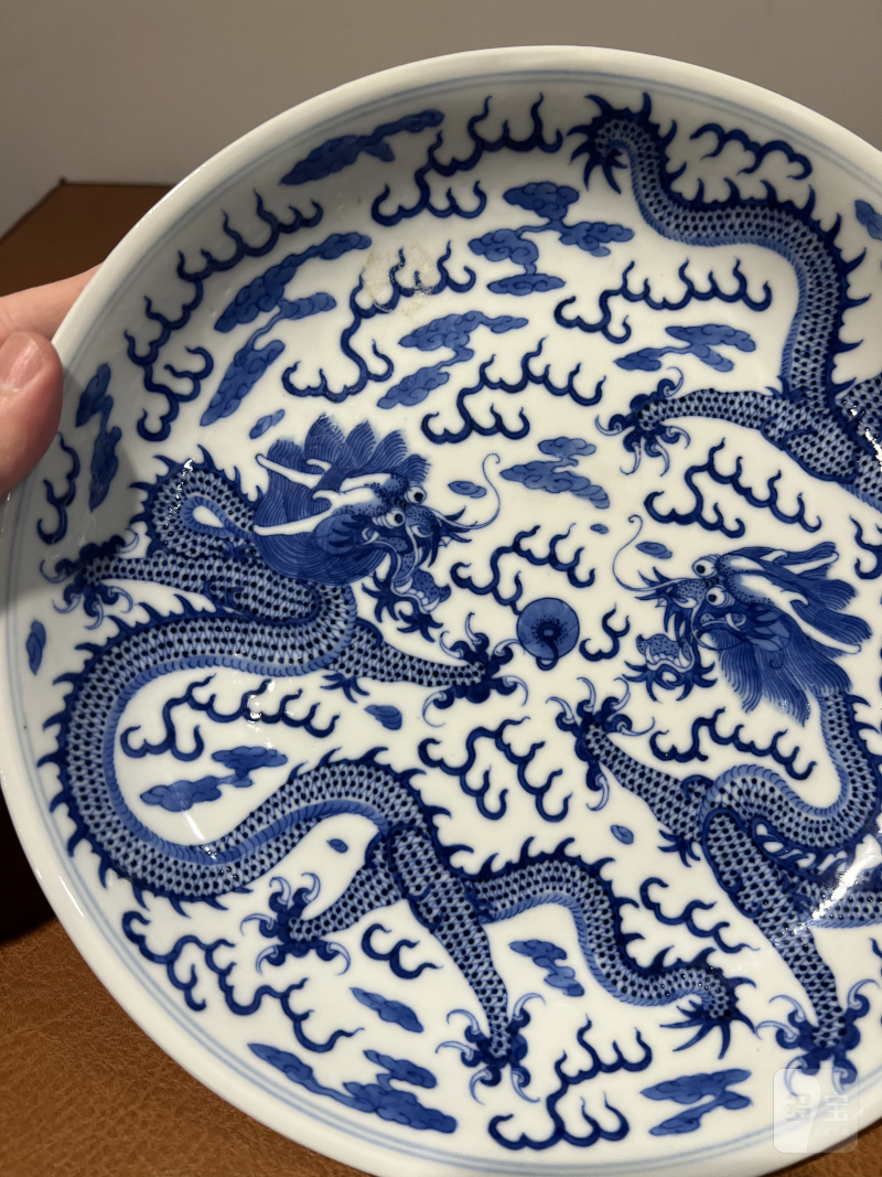 清光绪 青花双龙赶珠纹盘 - 图3
